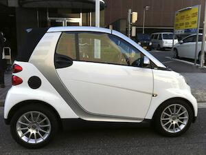 アップルップルの4代目社用車スマート フォーツー カブリオが納車