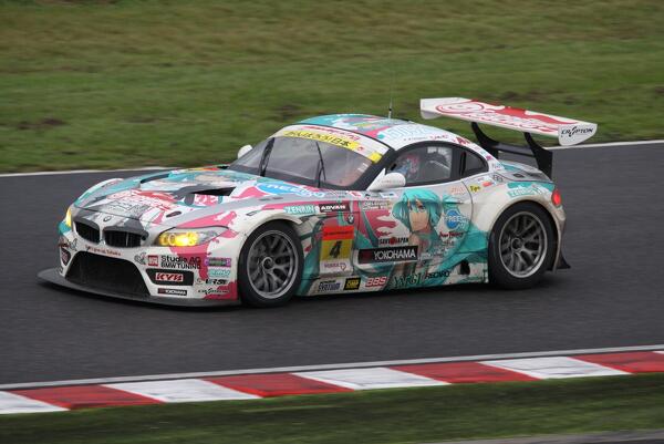 2012年も夏は鈴鹿にSUPER GTを観に行こう