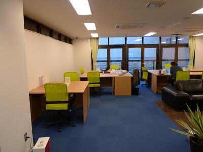 札幌の Garage labs に来てみました