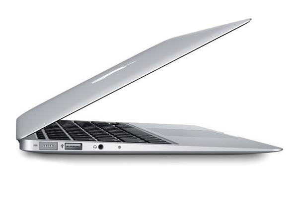 春だし MacBook Air か MacBook Pro を買う事を考えてみる