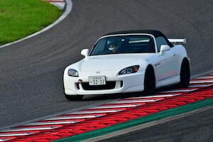 初めて鈴鹿サーキットを走ってきました