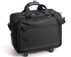 金曜日から東京出張用のカバンを