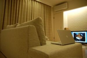 引っ越しました