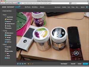AdobeとASKULの逆のアプローチ