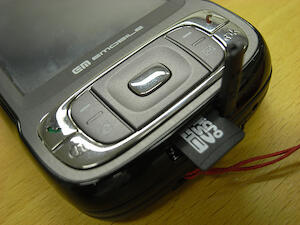 EMONSTER に microSDHC 4GB を使う事に