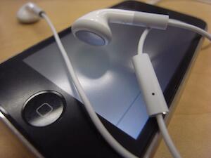 iPhone用のヘッドフォンを使えば着信できました