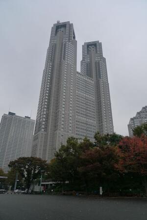 今日は新宿に来ています