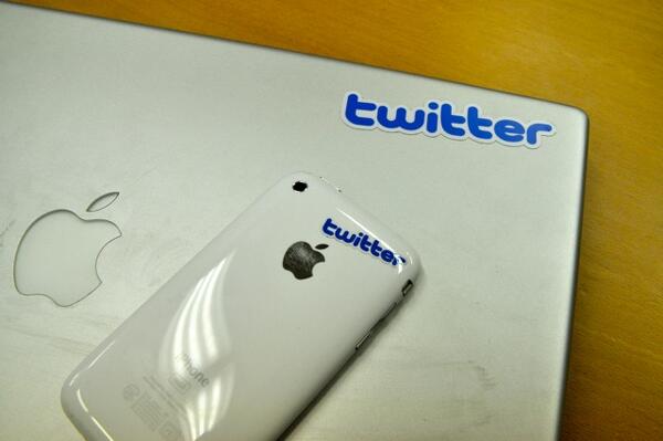 twitterのステッカーをもらいました