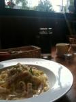 会場近くでランチ